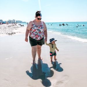 Meet your Posher, Dana